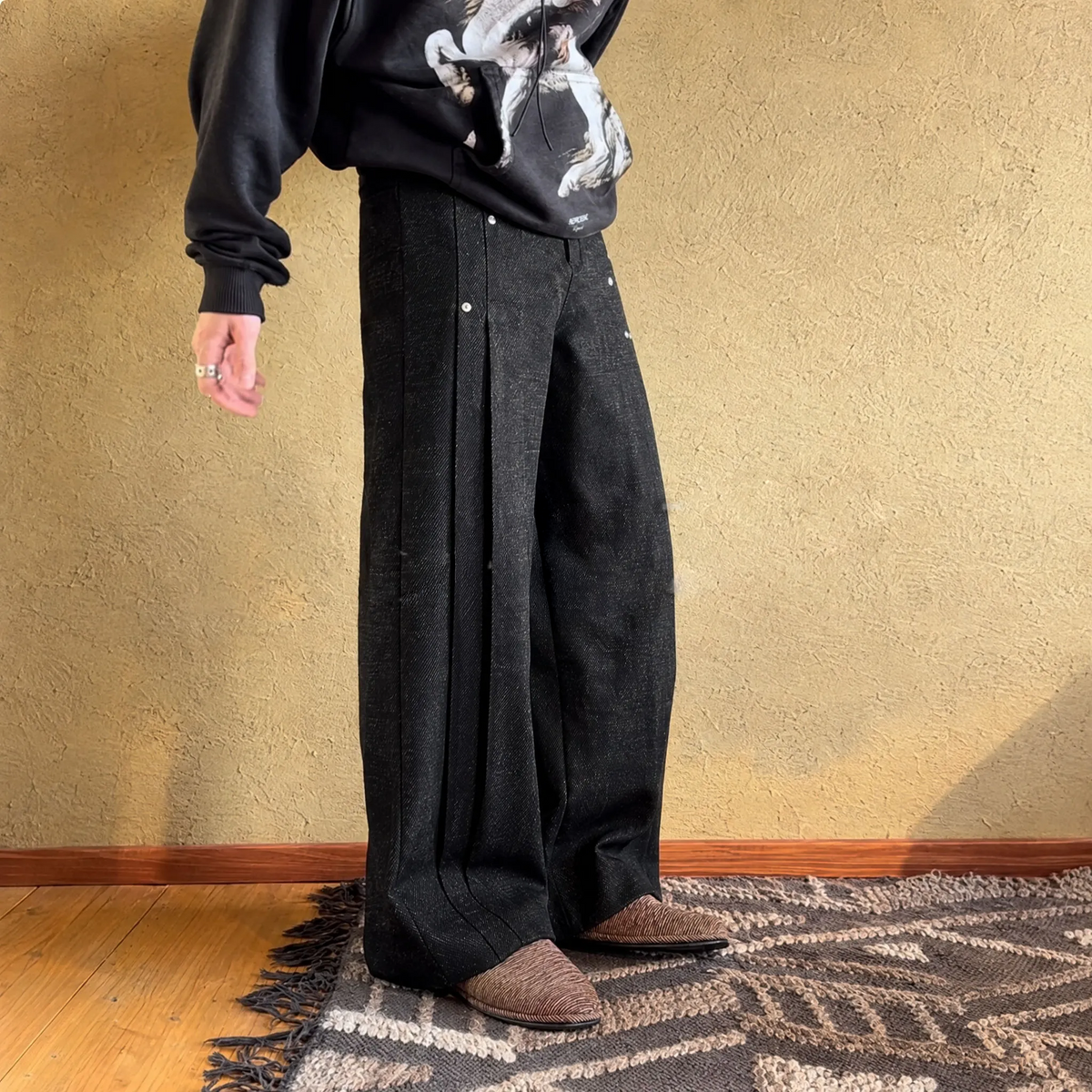 DENIM PLEATED TROUSERS - Black